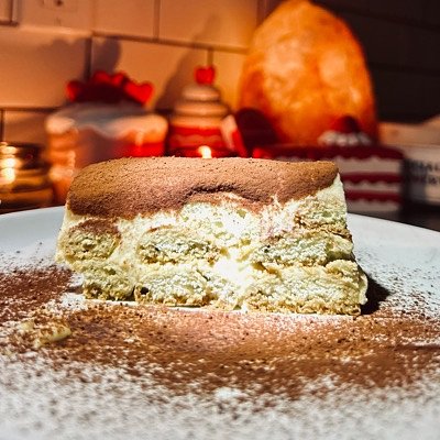 Tiramisu Cake