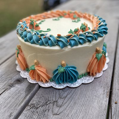 8 Inch Fall Pumpkin Cake
