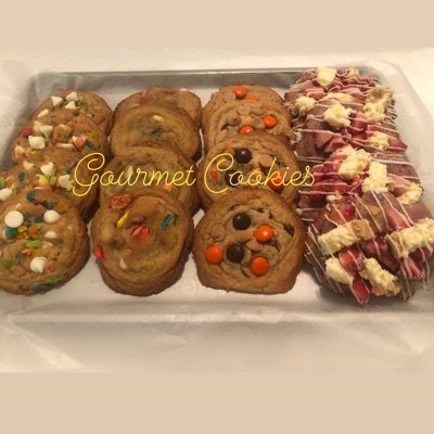  16 Gourmet Cookies ( Variety Pack) Strawberry Cheesecake, Reese’s Pieces, Lucky Charms, Fruity Pebbles