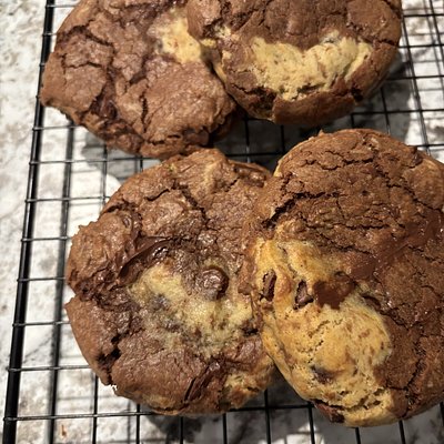 Savannah Gals Specialty Brookie Cookie-Dozen