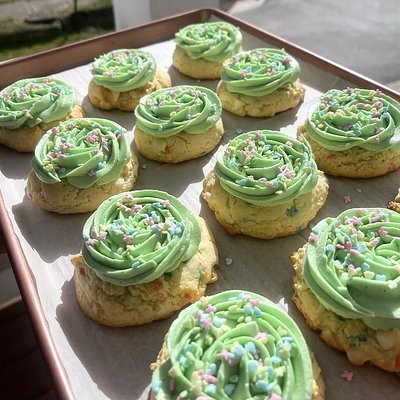 Birthday Cake Cookies with White Chocolate Chips and Buttercream Frosting