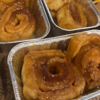 Caramel Rolls 2 CT