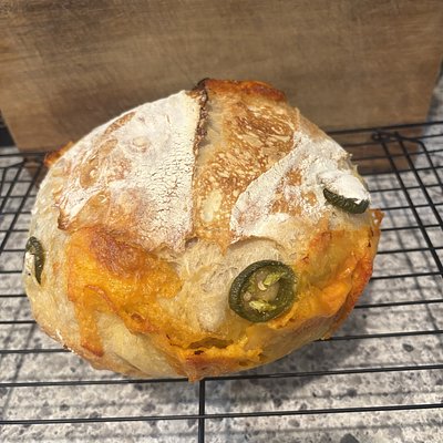 Jalapeño Cheddar Sourdough 