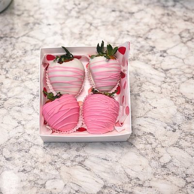 Dozen Chocolate Covered Strawberries 