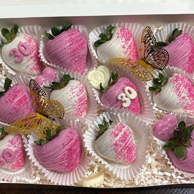 Chocolate Covered Strawberries 🍓 