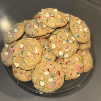 Dozen White Chocolate Confetti Cookie