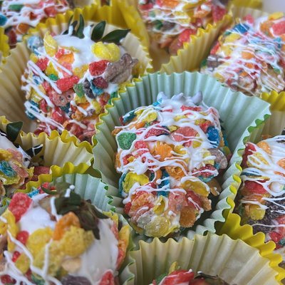 1 Dozen Fruity Pebble Berries