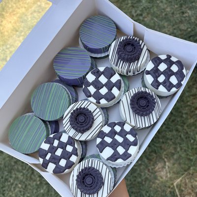 Dipped Oreos 