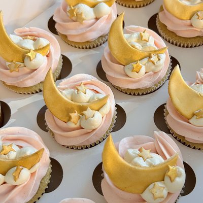 Lux Cupcakes