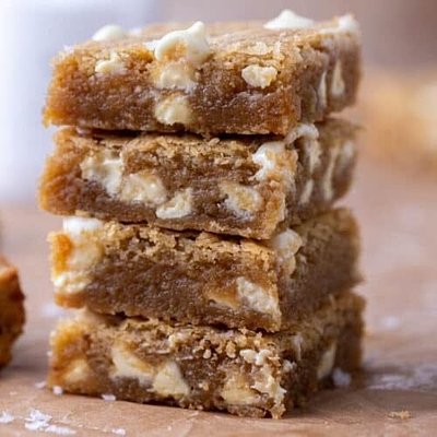 Blondies Box Of 12