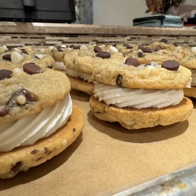 La Bomba Sandwich Cookies (6 Pack)