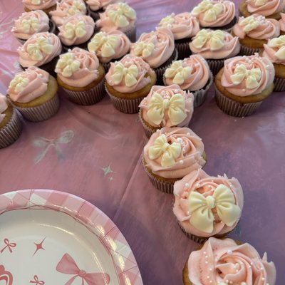 Dozen Cupcakes