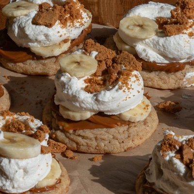 Banana Bread Caramel Cookies 
