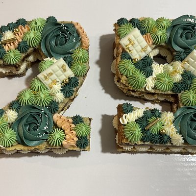 SMALL 2 Number/Letter Double Layer Cookie Cake