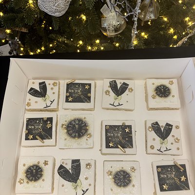 T Cookies With Image