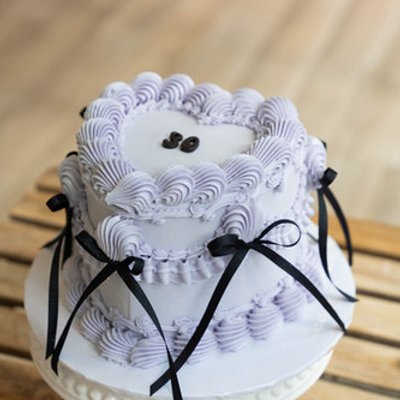 Vintage Heart Cakes