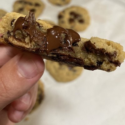 Organic Sourdough Dark Chocolate Chip Cookies (6)