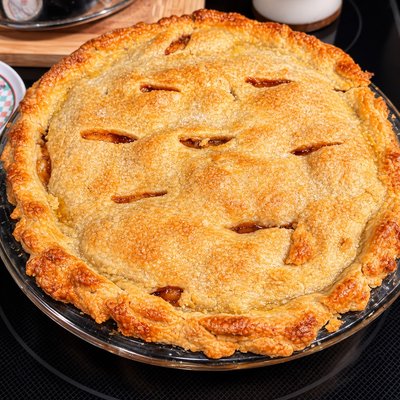 Double Crust Apple Pie - Homemade 
