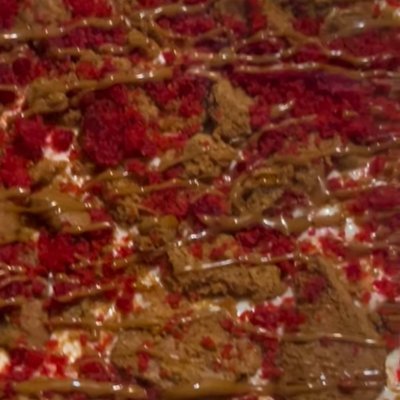 Red Velvet Biscoff Banana Pudding