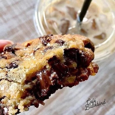 Cookie Box (shipped)