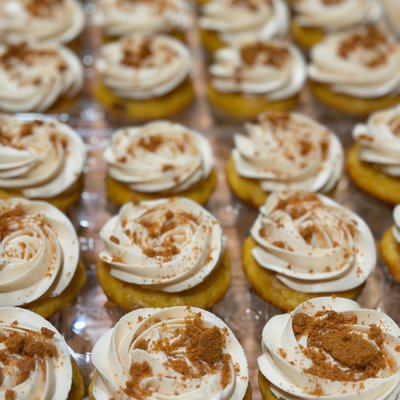 Biscoff Cookie Butter Cupcakes 
