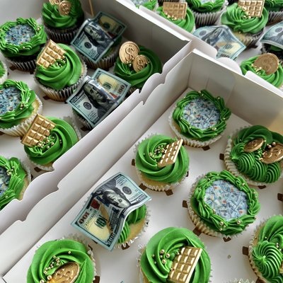 Custom Themed Cupcakes
