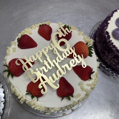 Strawberry Cream Cake