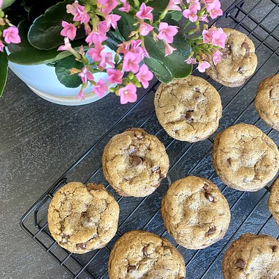 Browned Butter Chocolate Chip Sourdough Cookies