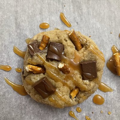 Chocolate Caramel Pretzel Cookie