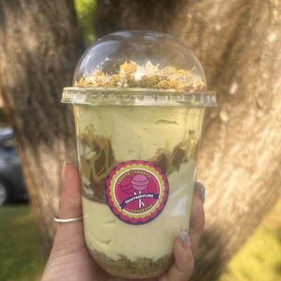  Large Dubai Strawberry Cheesecake 
