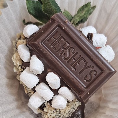 S'mores Chocolate Covered Strawberries - 6 Count