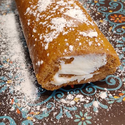 Gluten Free Pumpkin Cake Roll