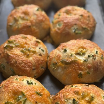 Sourdough Jalapeño Cheddar Bagel 