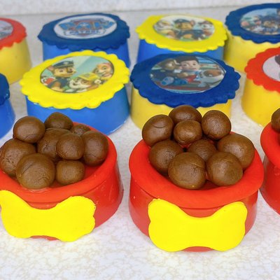 Dozen Dipped Oreos 