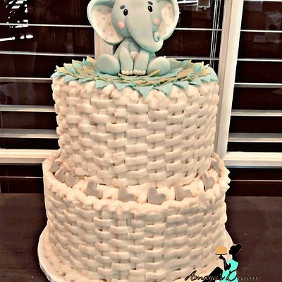 2 Tier Cake: Baby Elephant Top