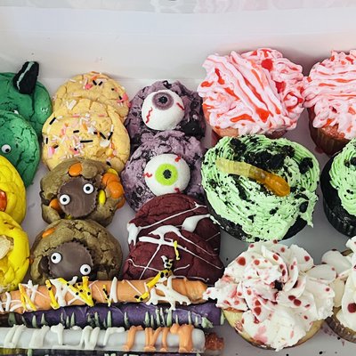 Large Halloween Treat Box