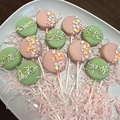 12 Confetti Cake Pops