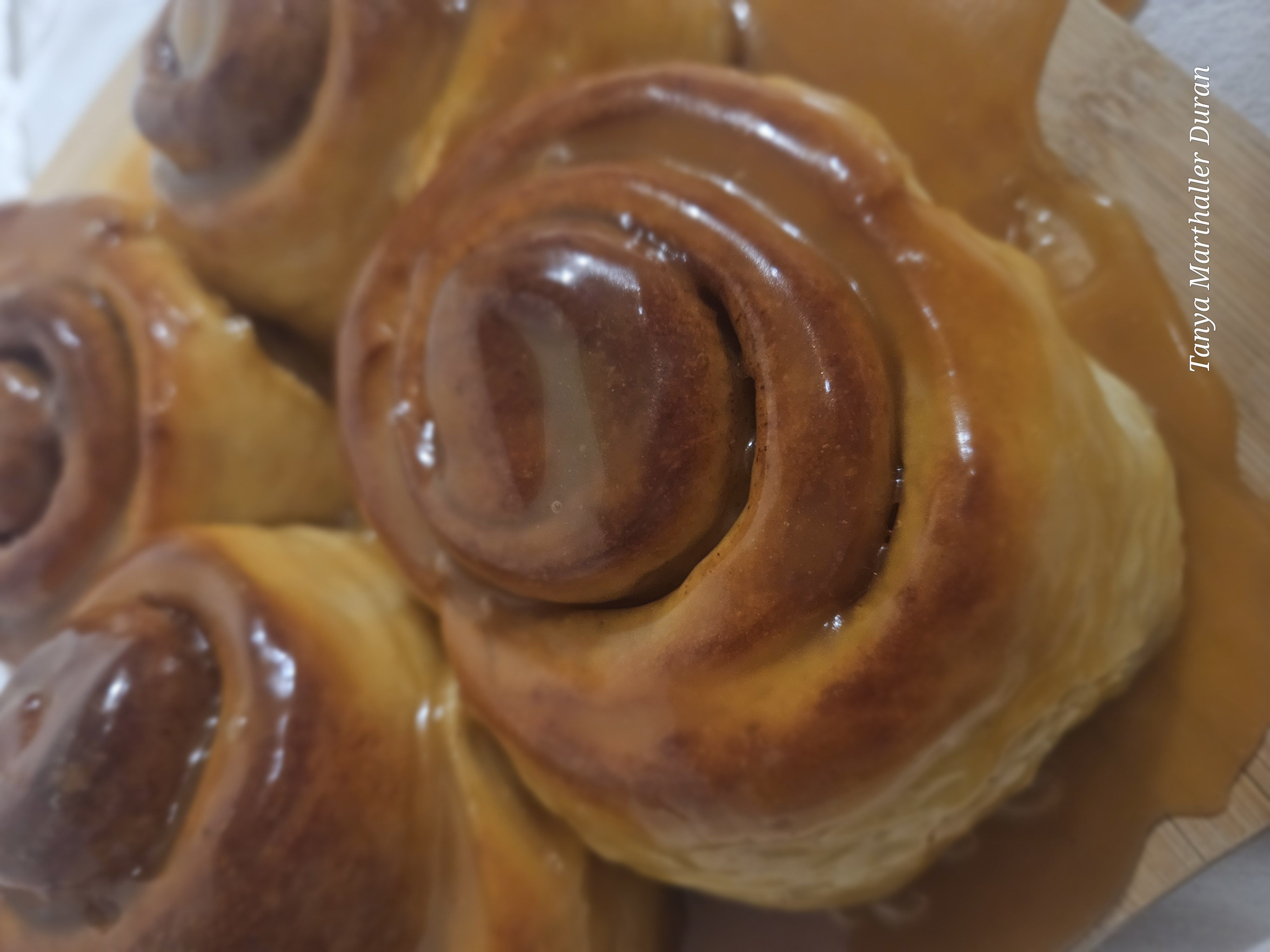 Caramel Rolls 6 pk