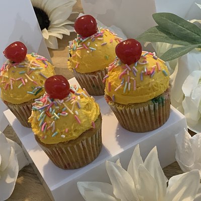 Funfetti Cupcakes