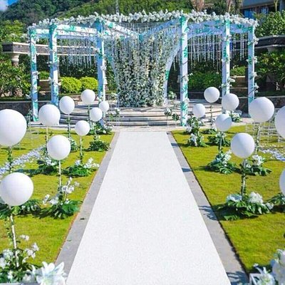 White Carpet