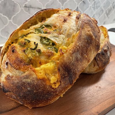 Jalapeño Cheddar Sourdough (~1100g)