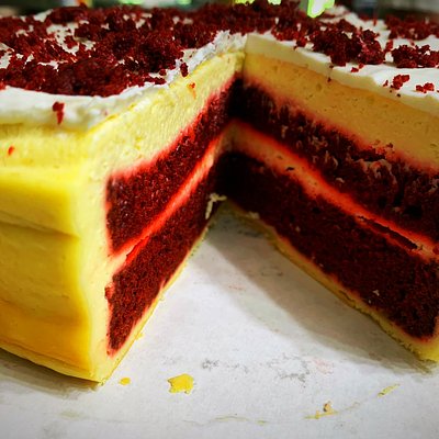 Red Velvet Cake Cheesecake