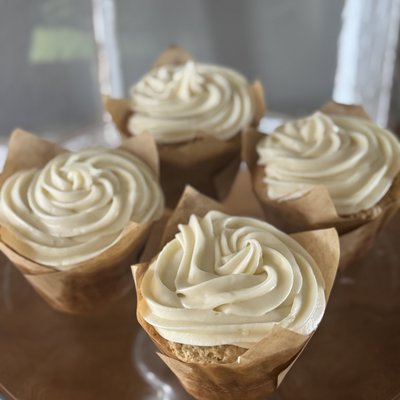 Mini Cinnamon Coffee Cake With Cream Cheese Icing