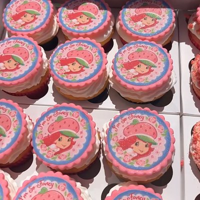 🧁 Custom Cupcakes ( 12 Count)