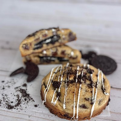 Oreo Stuffed Chocolate Chip
