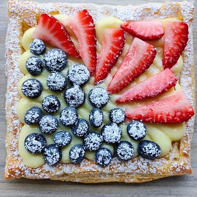 Fresh fruit Pastries 