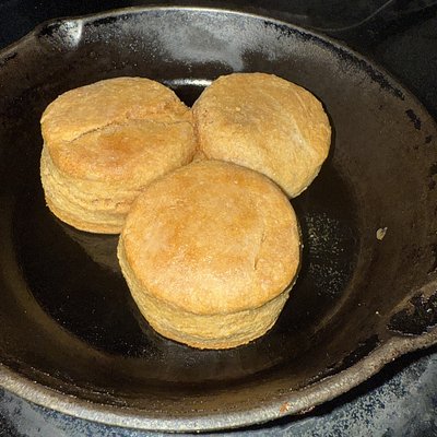 Biscuits (cooked)