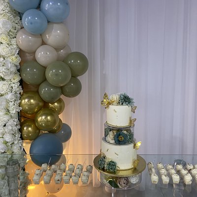 2 Tier Acrilic  Cake 