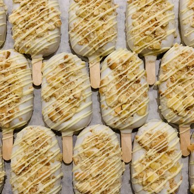 Banana Pudding Cakesicle 🍌 