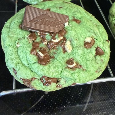 Stuffed Mint Chocolate Chip Cookie